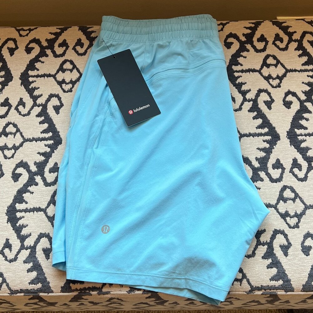 Lululemon Pace Breaker Short 7" Linerless